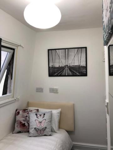 Lord Merit Guest Rooms In King'S Cross St Pancras ลอนดอน ภายนอก รูปภาพ