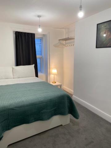 Lord Merit Guest Rooms In King'S Cross St Pancras ลอนดอน ภายนอก รูปภาพ